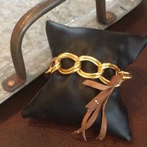 Toggle chain link bracelet